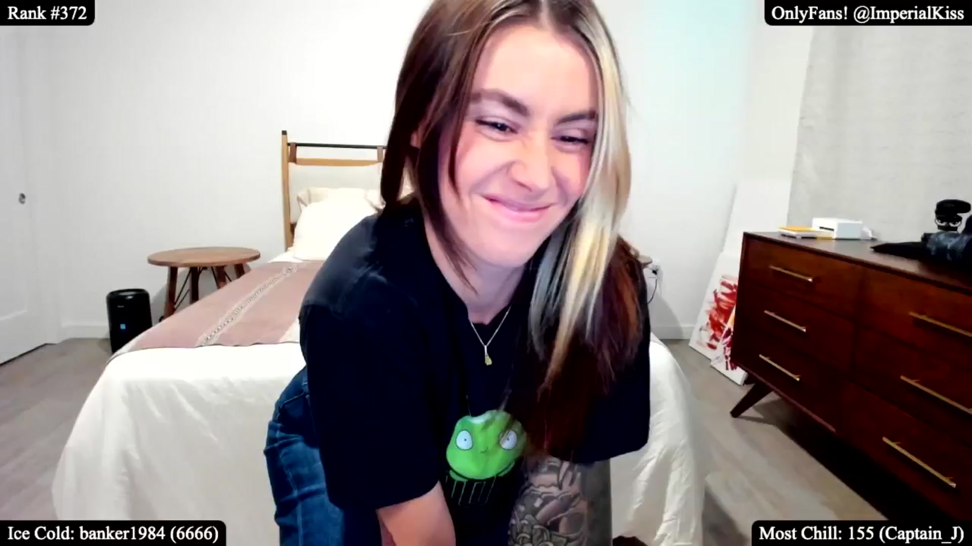 Gallery image thumbnail from ImperialKiss's myfreecams stream on, 11/25/2024, 01:54 image 6 of 20