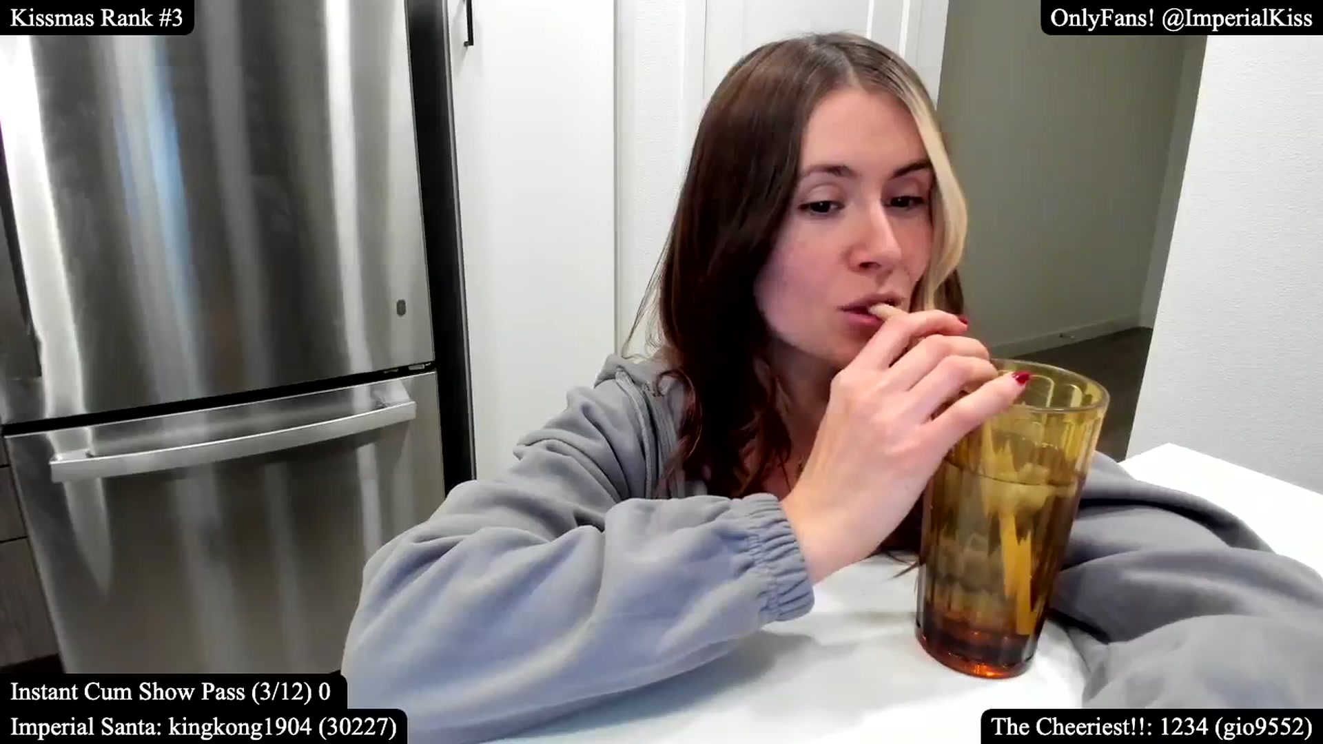 Gallery image thumbnail from ImperialKiss's myfreecams stream on, 12/10/2024, 07:11 image 9 of 20