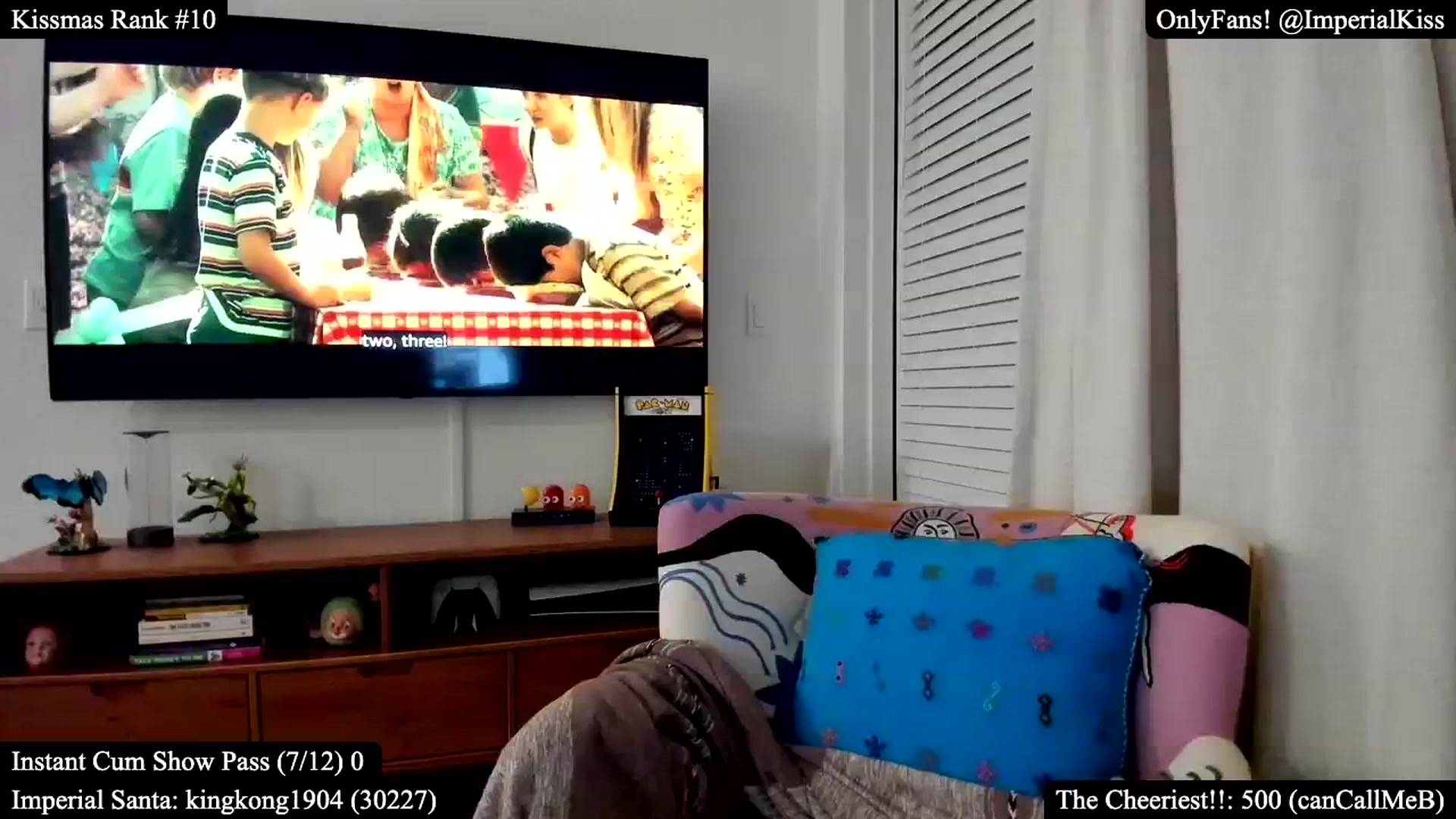 Gallery image thumbnail from ImperialKiss's myfreecams stream on, 12/24/2024, 10:13 image 3 of 20