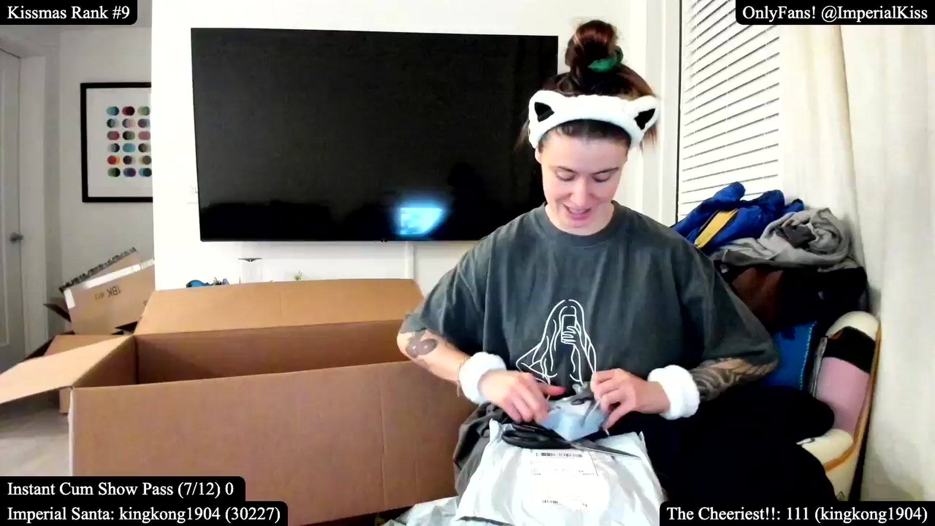 Gallery image thumbnail from ImperialKiss's myfreecams stream on, 12/24/2024, 10:13 image 16 of 20