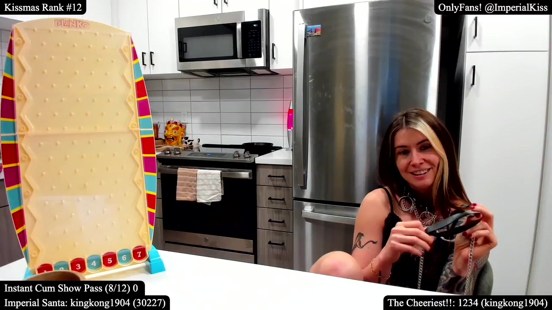 Gallery image thumbnail from ImperialKiss's myfreecams stream on, 12/29/2024, 01:17 image 12 of 20