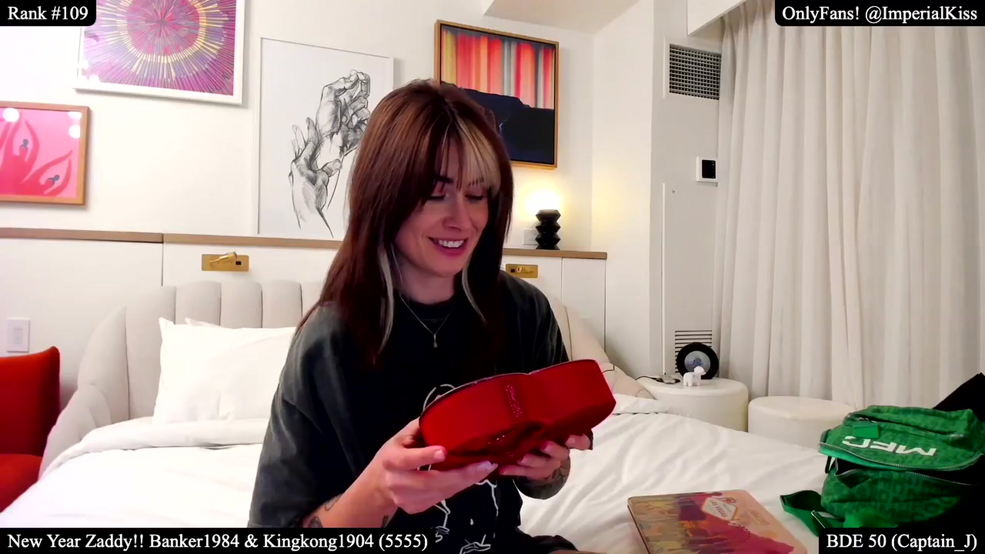 Gallery image thumbnail from ImperialKiss's myfreecams stream on, 01/22/2025, 07:30 image 10 of 20
