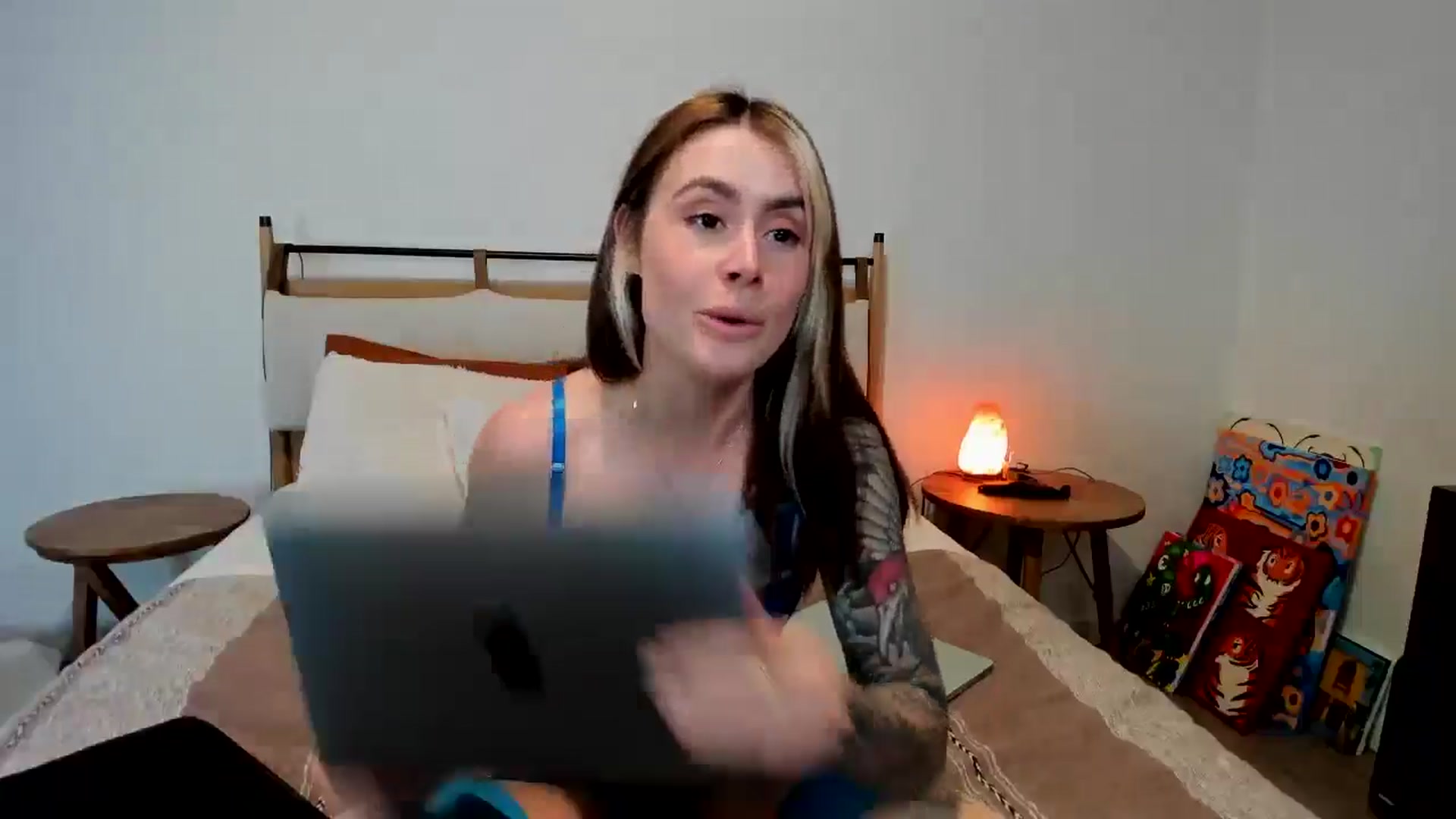 Gallery image thumbnail from ImperialKiss's myfreecams stream on, 04/07/2025, 06:47 image 3 of 20
