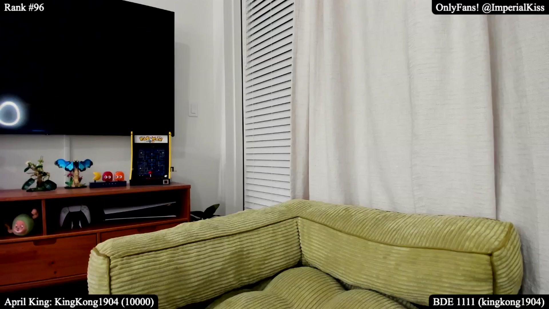 Gallery image thumbnail from ImperialKiss's myfreecams stream on, 05/01/2025, 04:15 image 4 of 20