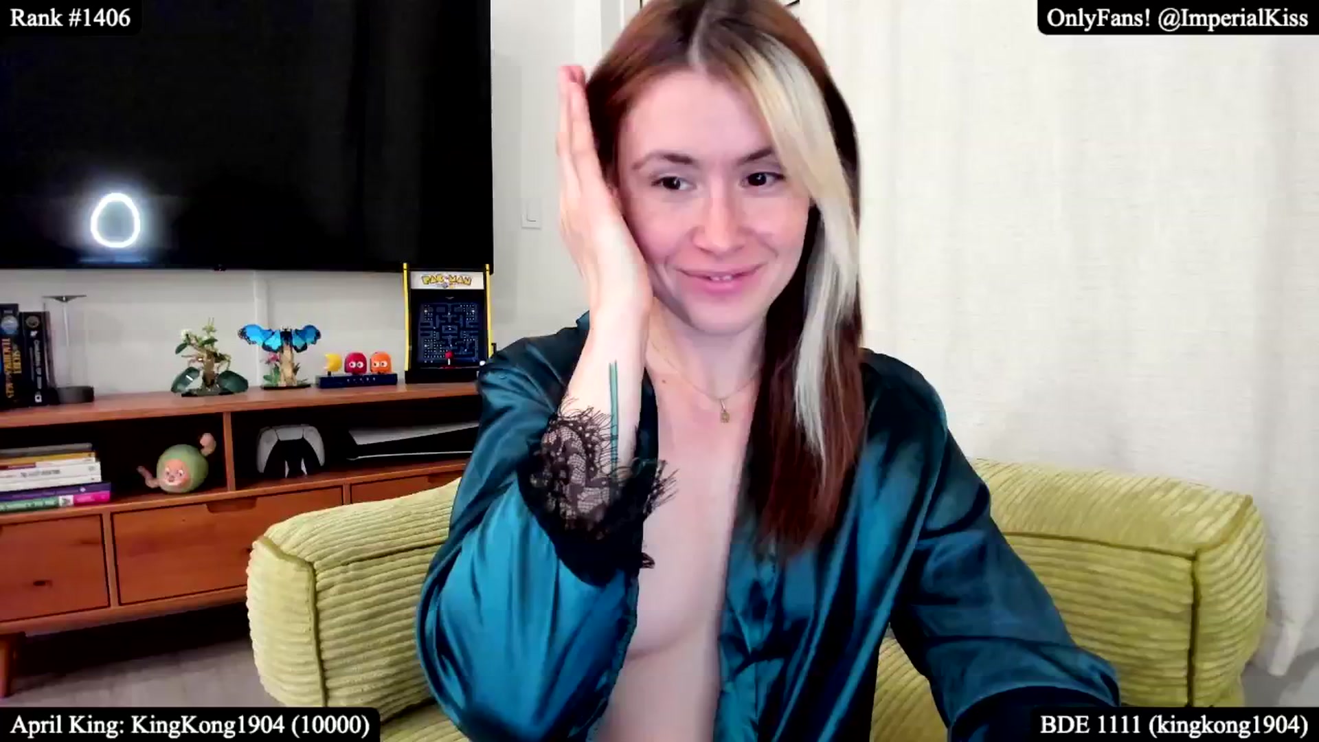 Gallery image thumbnail from ImperialKiss's myfreecams stream on, 05/03/2025, 05:01 image 4 of 20