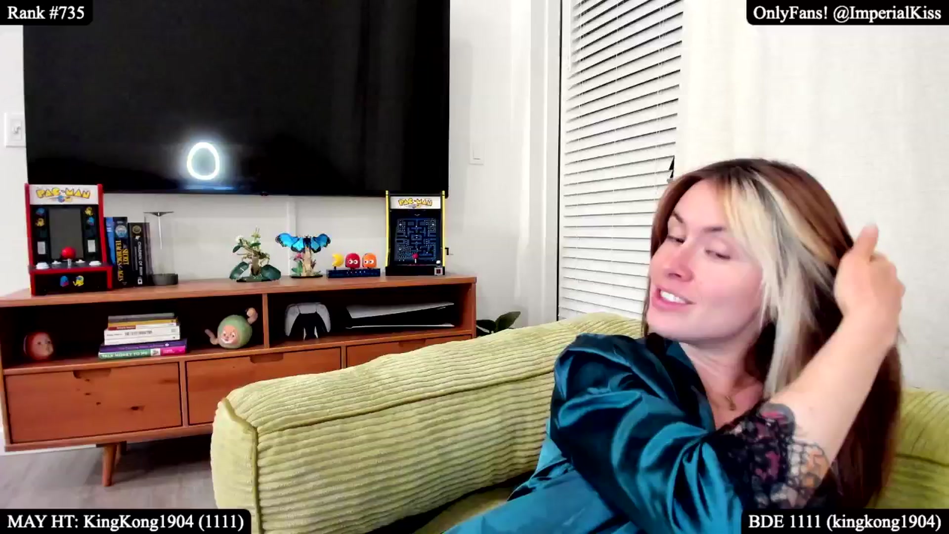 Gallery image thumbnail from ImperialKiss's myfreecams stream on, 05/03/2025, 05:59 image 12 of 20