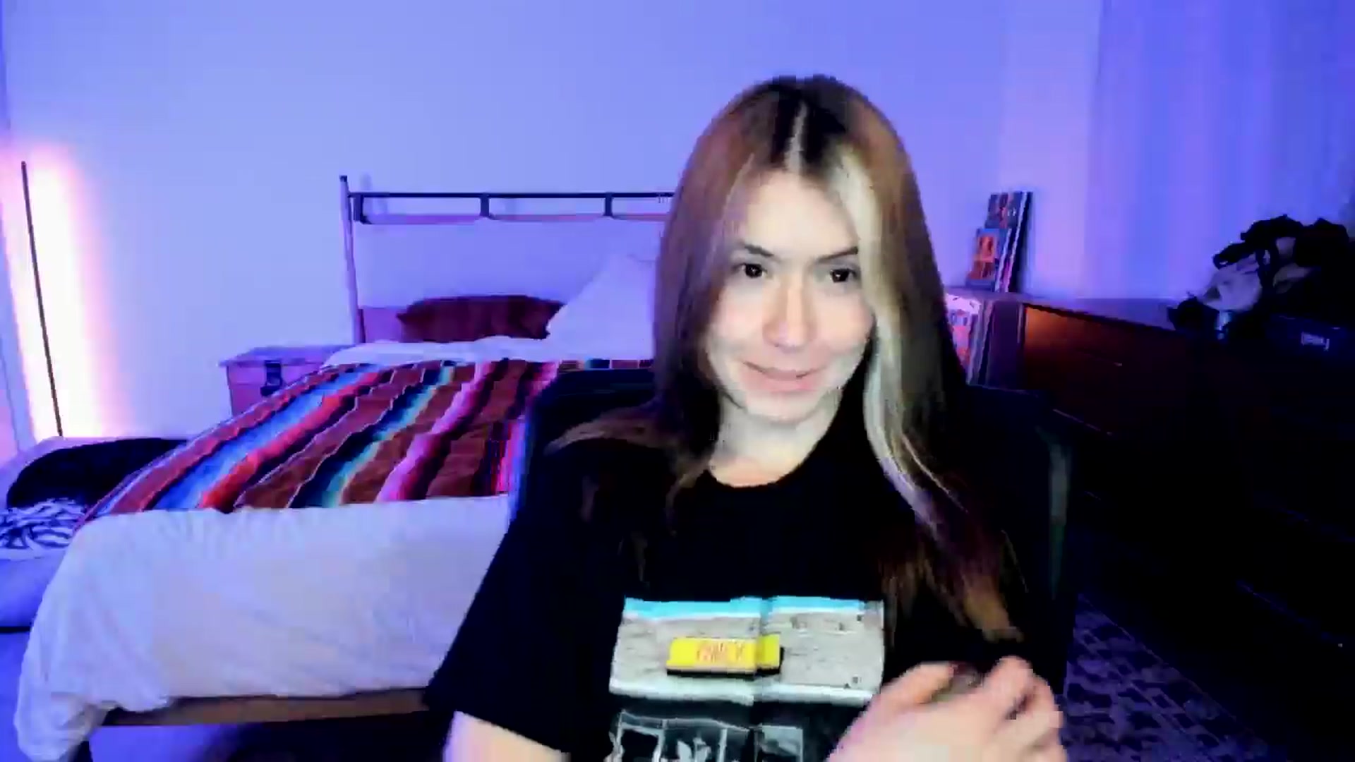 Gallery image thumbnail from ImperialKiss's myfreecams stream on, 05/08/2025, 06:57 image 19 of 20