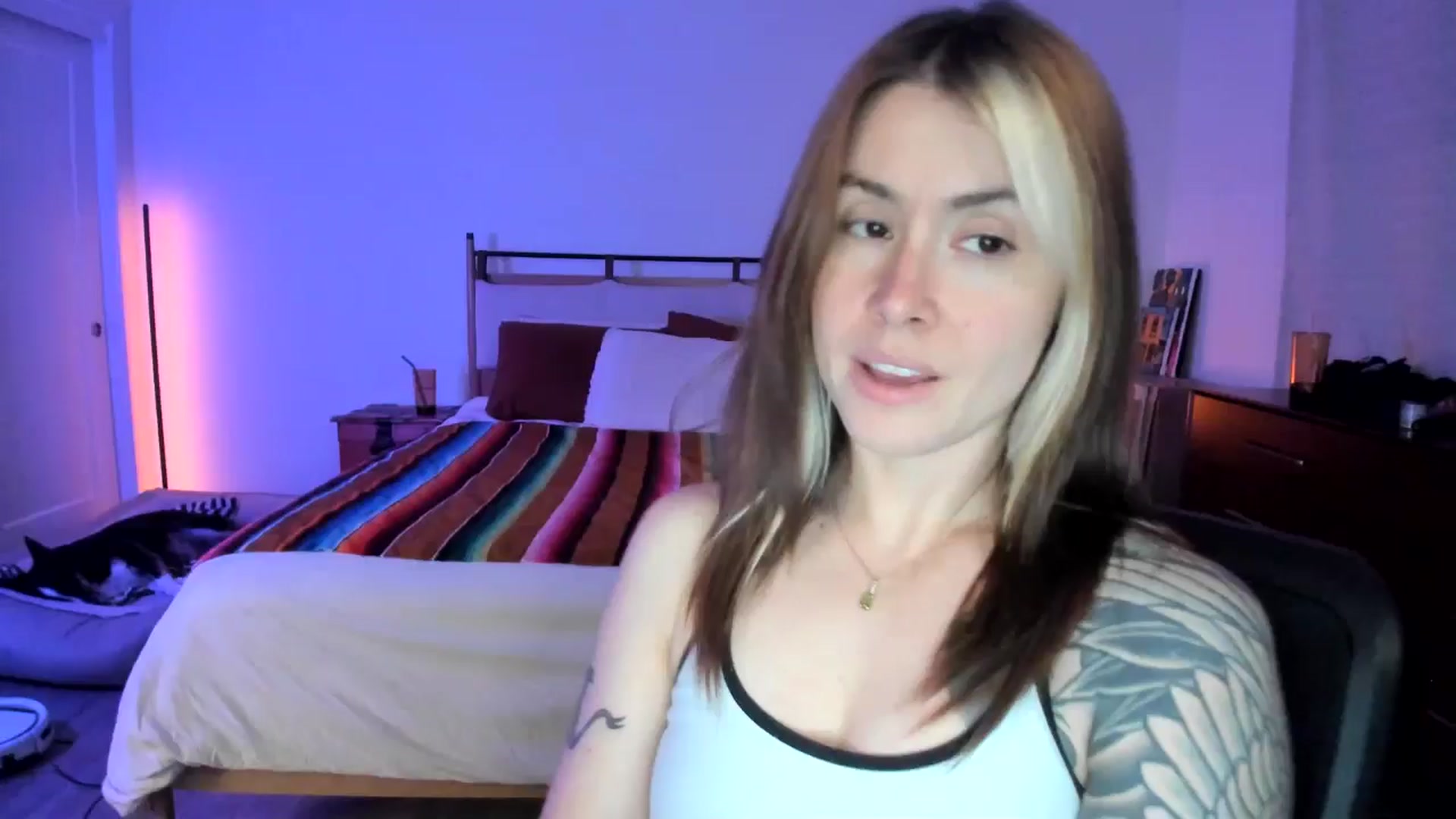 Gallery image thumbnail from ImperialKiss's myfreecams stream on, 05/13/2025, 05:51 image 1 of 20