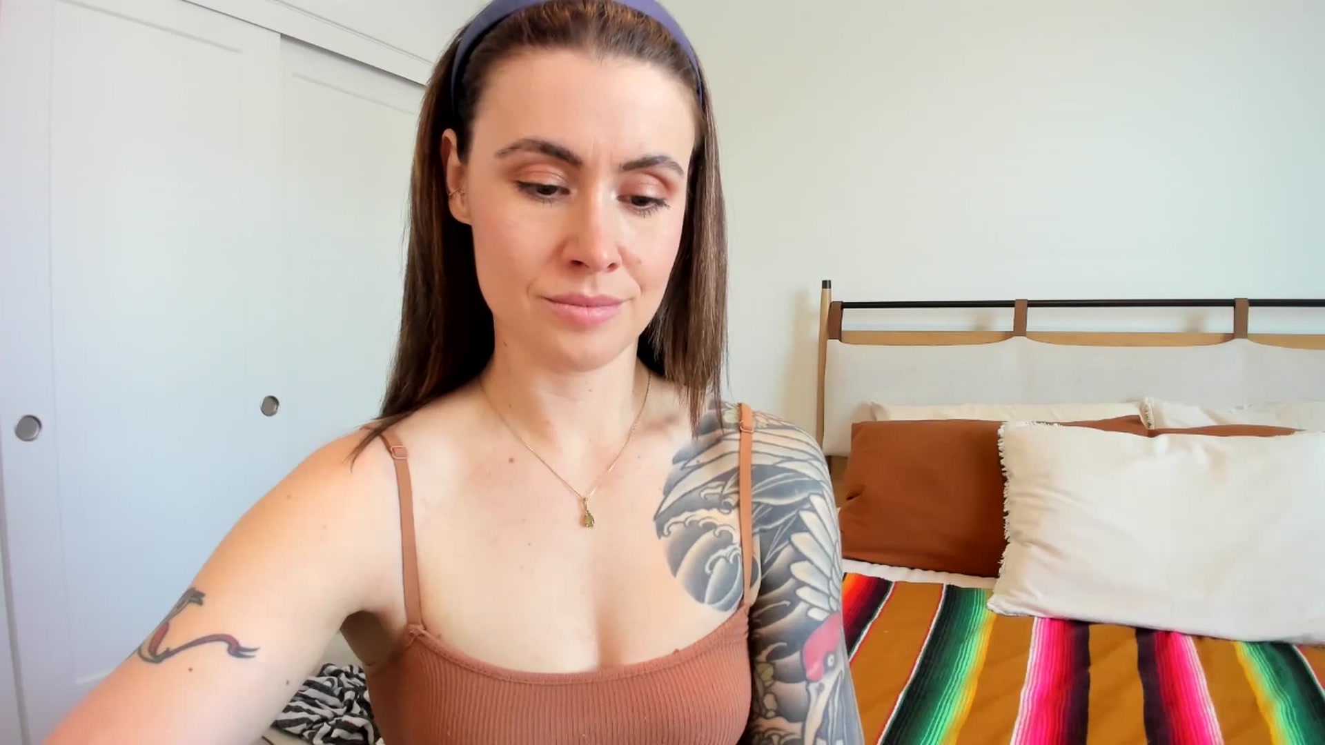 Gallery image thumbnail from ImperialKiss's myfreecams stream on, 05/16/2025, 22:38 image 9 of 20