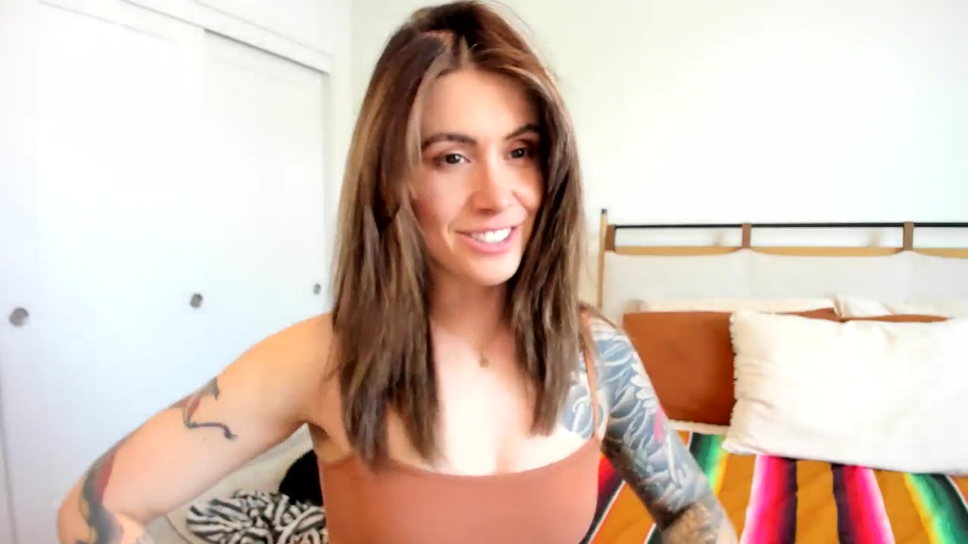 Gallery image thumbnail from ImperialKiss's myfreecams stream on, 05/16/2025, 22:38 image 10 of 20