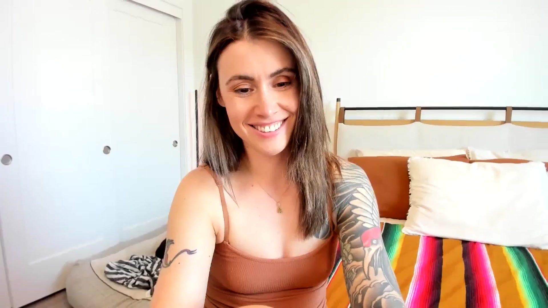 Gallery image thumbnail from ImperialKiss's myfreecams stream on, 05/16/2025, 22:38 image 20 of 20