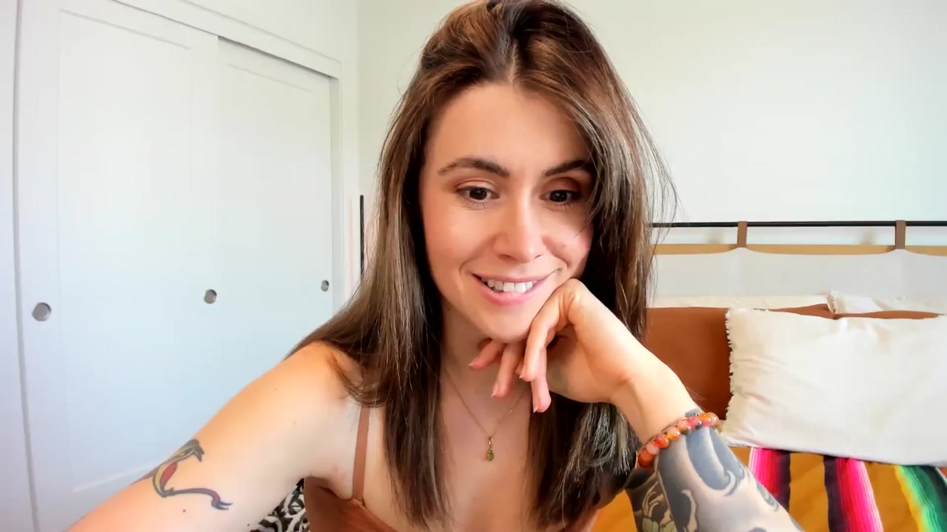 Gallery image thumbnail from ImperialKiss's myfreecams stream on, 05/16/2025, 22:38 image 13 of 20