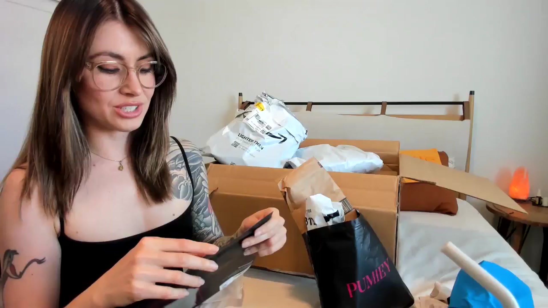 Gallery image thumbnail from ImperialKiss's myfreecams stream on, 05/19/2025, 24:10 image 1 of 20