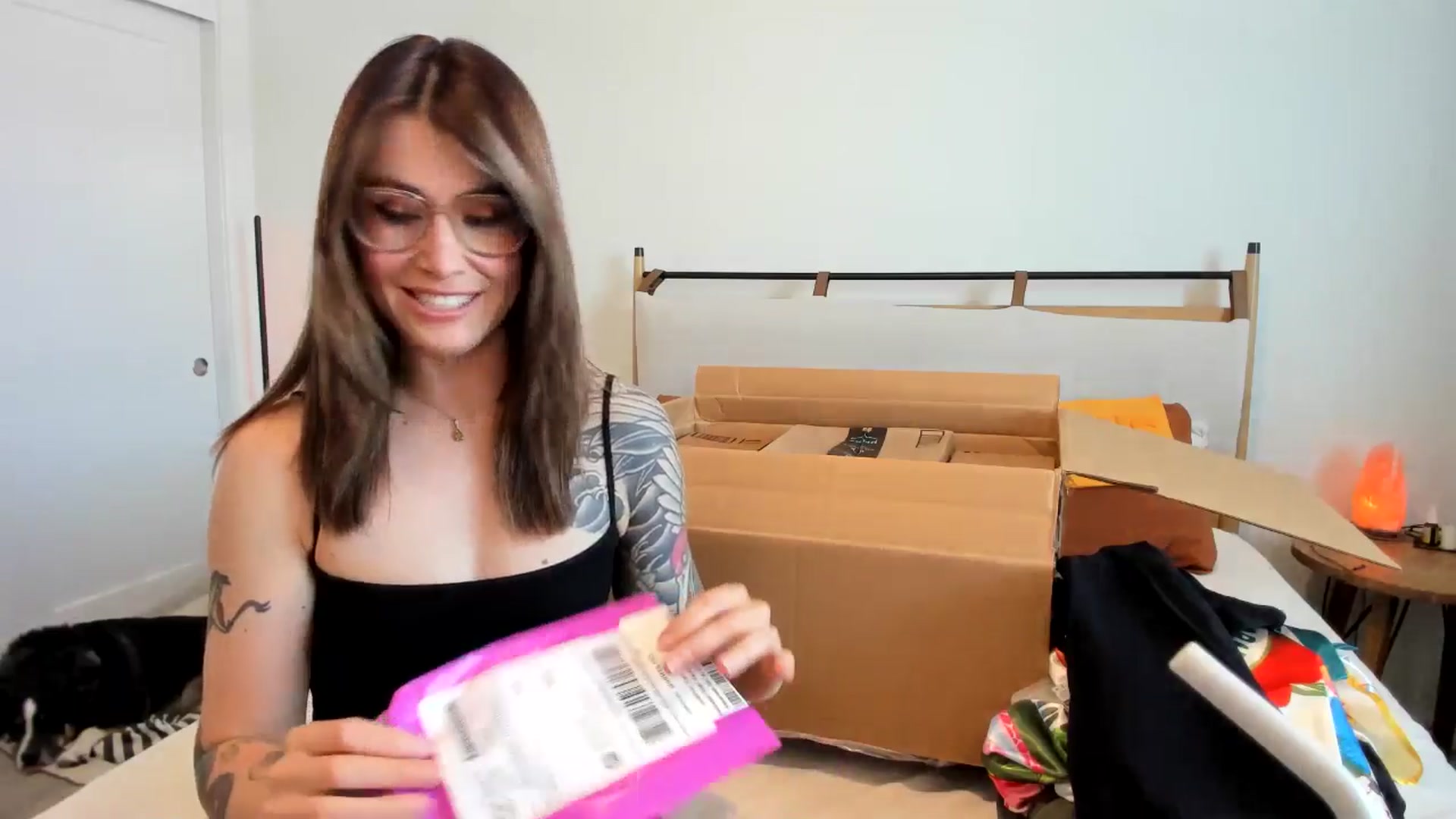 Gallery image thumbnail from ImperialKiss's myfreecams stream on, 05/19/2025, 24:10 image 3 of 20