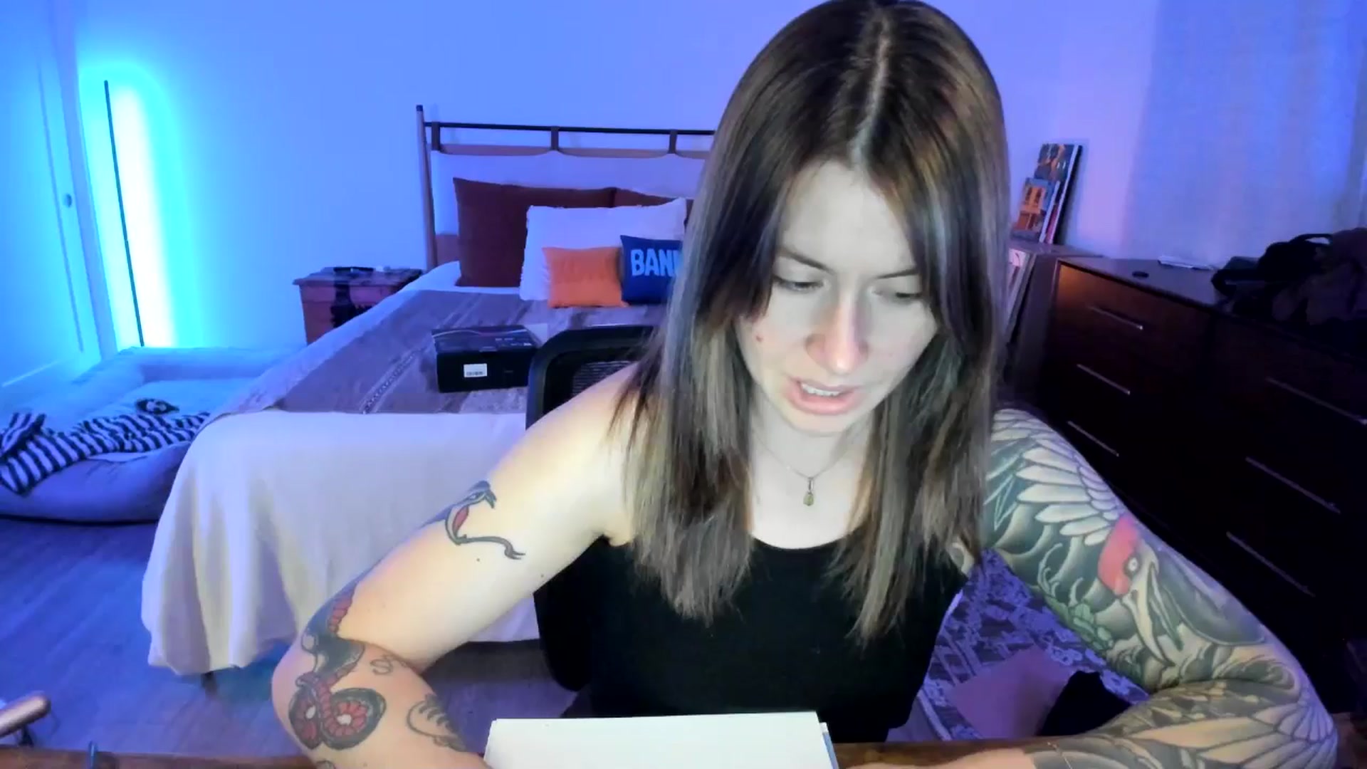 Gallery image thumbnail from ImperialKiss's myfreecams stream on, 05/20/2025, 05:53 image 16 of 20