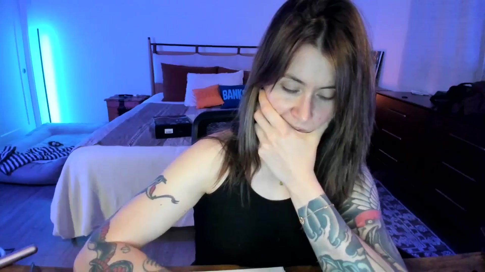 Gallery image thumbnail from ImperialKiss's myfreecams stream on, 05/20/2025, 05:53 image 19 of 20