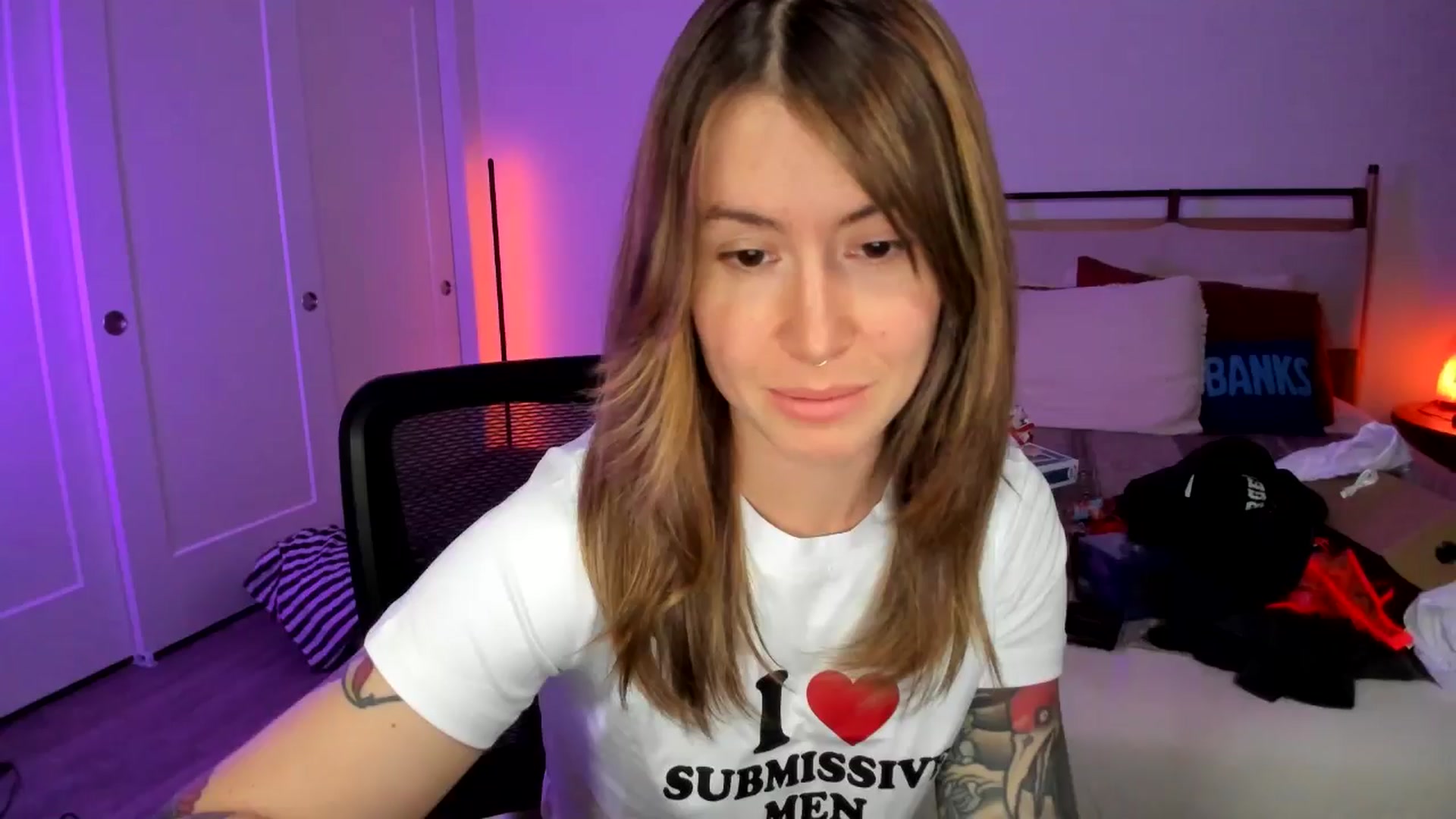 Gallery image thumbnail from ImperialKiss's myfreecams stream on, 06/19/2025, 07:00 image 10 of 20