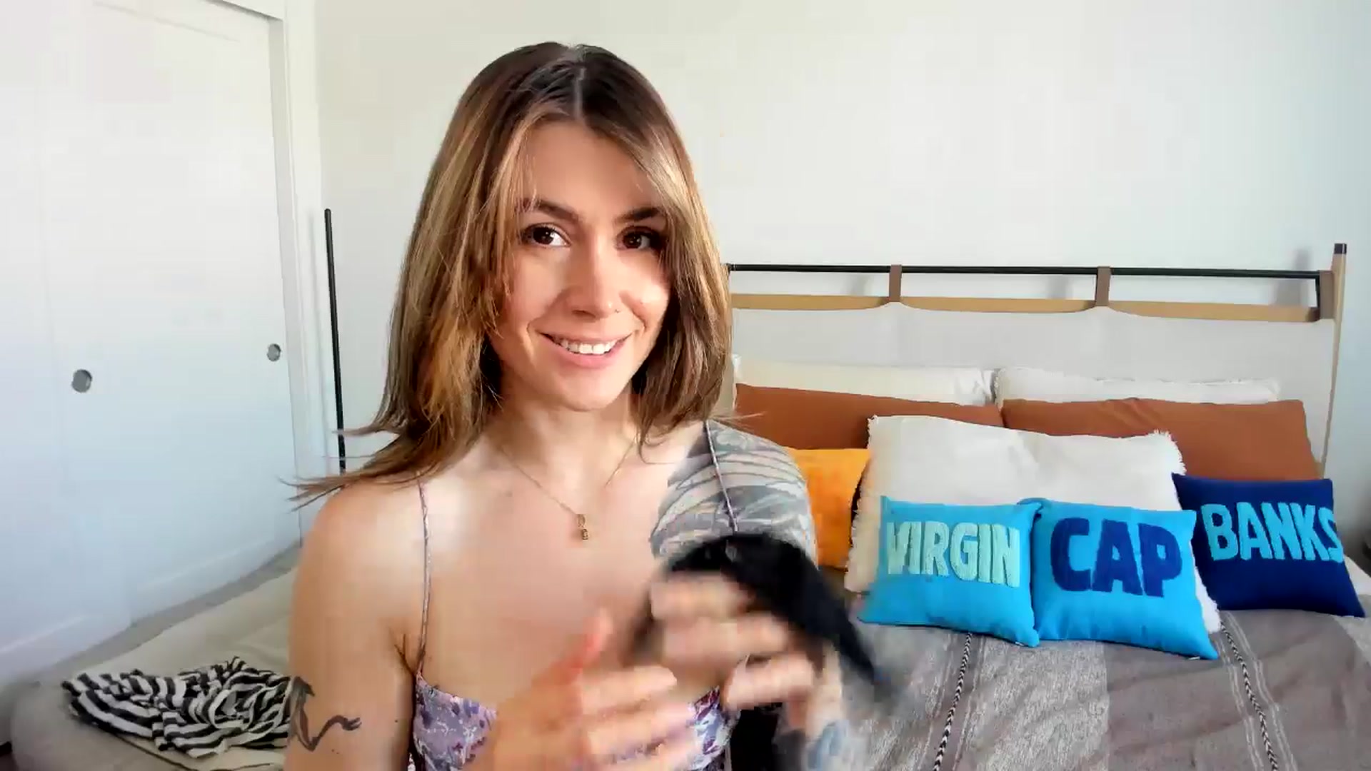 Gallery image thumbnail from ImperialKiss's myfreecams stream on, 06/23/2025, 24:03 image 17 of 20