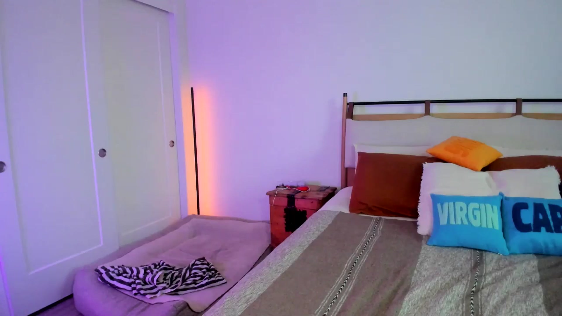 Gallery image thumbnail from ImperialKiss's myfreecams stream on, 06/23/2025, 04:17 image 16 of 20