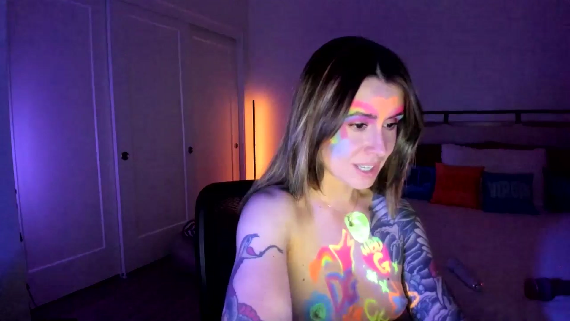 Gallery image thumbnail from ImperialKiss's myfreecams stream on, 06/26/2025, 07:16 image 14 of 20