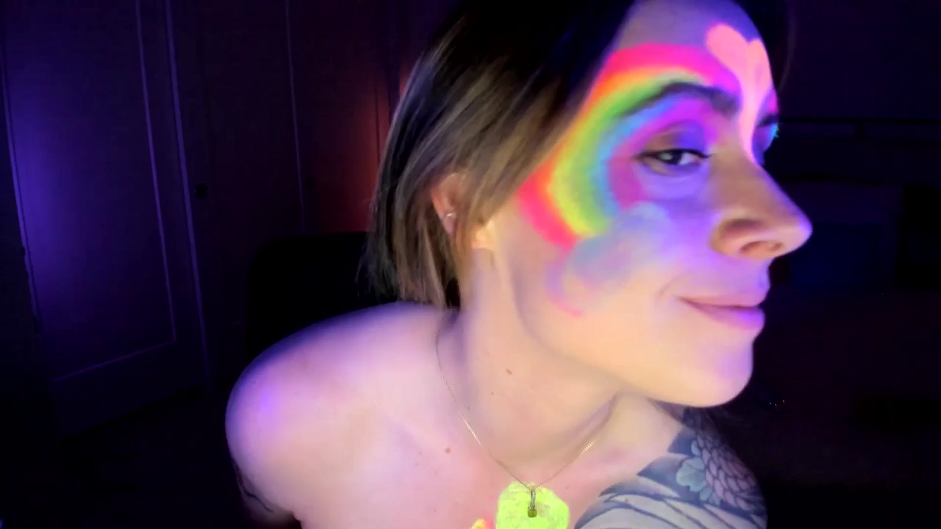 Gallery image thumbnail from ImperialKiss's myfreecams stream on, 06/26/2025, 07:16 image 19 of 20