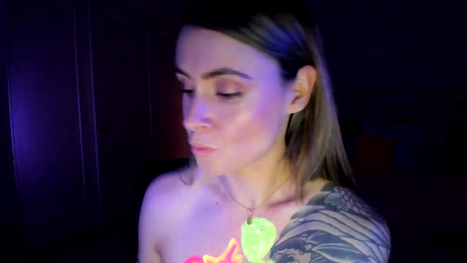 Gallery image thumbnail from ImperialKiss's myfreecams stream on, 06/26/2025, 07:16 image 2 of 20