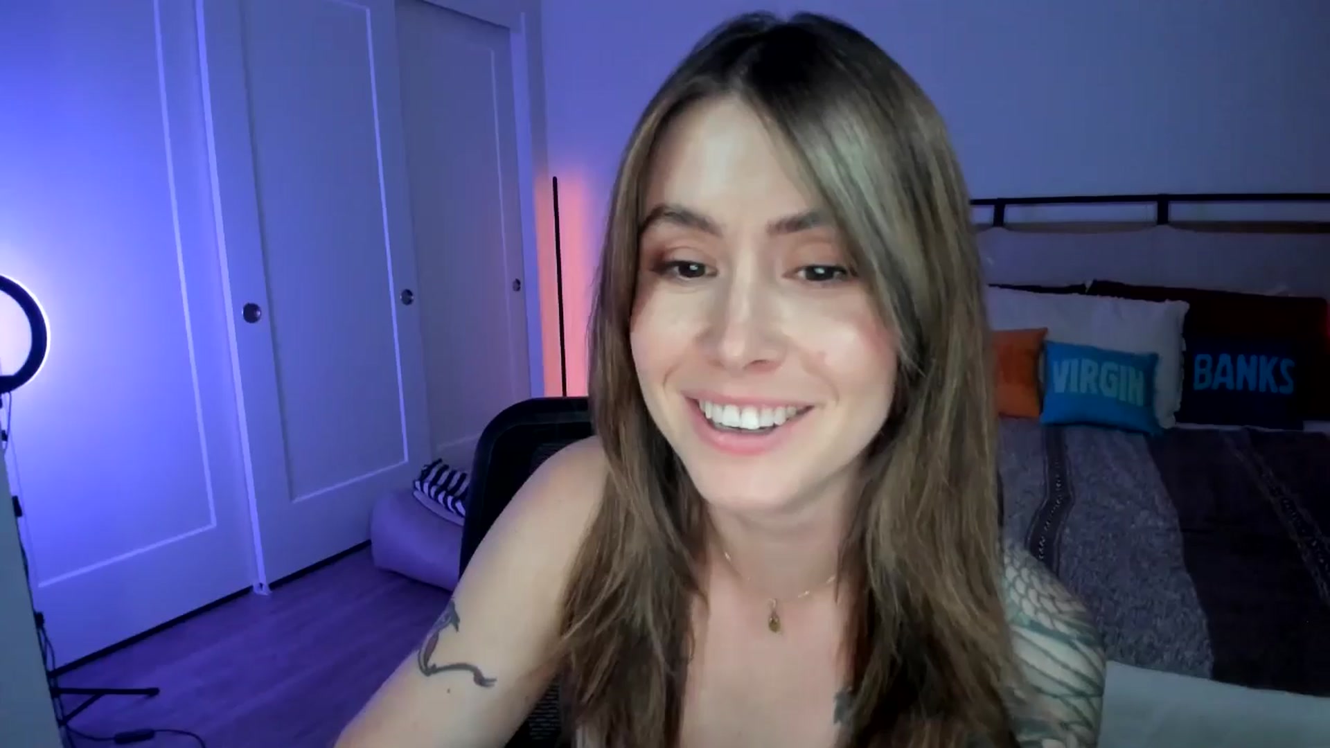 Gallery image thumbnail from ImperialKiss's myfreecams stream on, 06/27/2025, 06:20 image 18 of 20