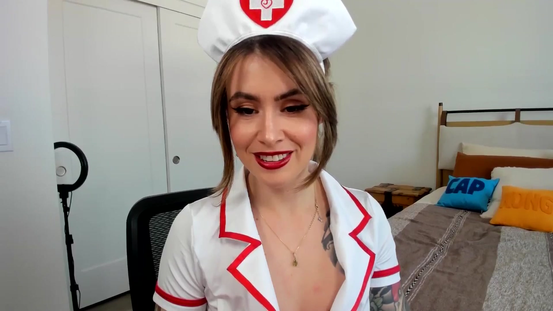 Gallery image thumbnail from ImperialKiss's myfreecams stream on, 06/27/2025, 21:28 image 16 of 20