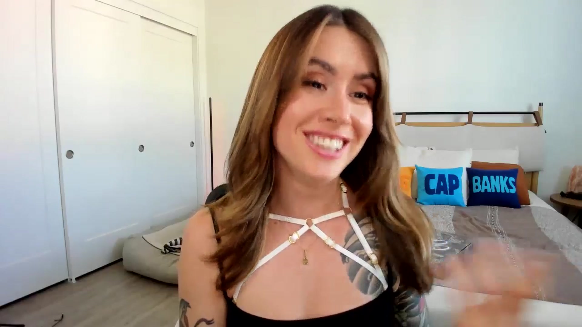 Gallery image thumbnail from ImperialKiss's myfreecams stream on, 07/01/2025, 02:10 image 8 of 20