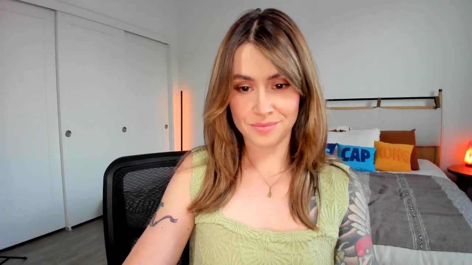Gallery image thumbnail from ImperialKiss's myfreecams stream on, 07/06/2025, 06:15 image 5 of 20