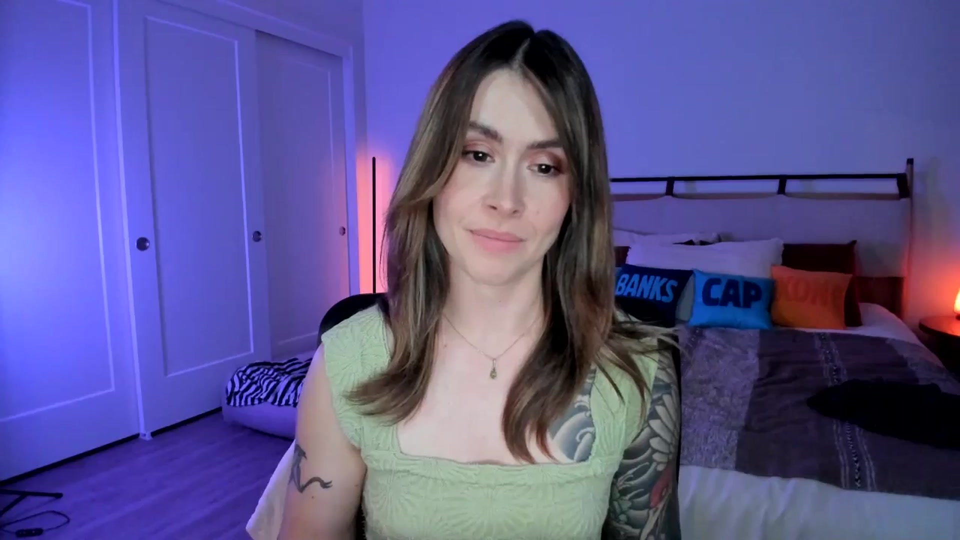 Gallery image thumbnail from ImperialKiss's myfreecams stream on, 07/06/2025, 06:15 image 12 of 20