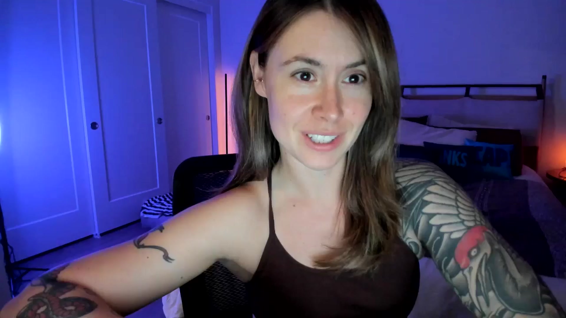 Gallery image thumbnail from ImperialKiss's myfreecams stream on, 07/08/2025, 07:34 image 15 of 20