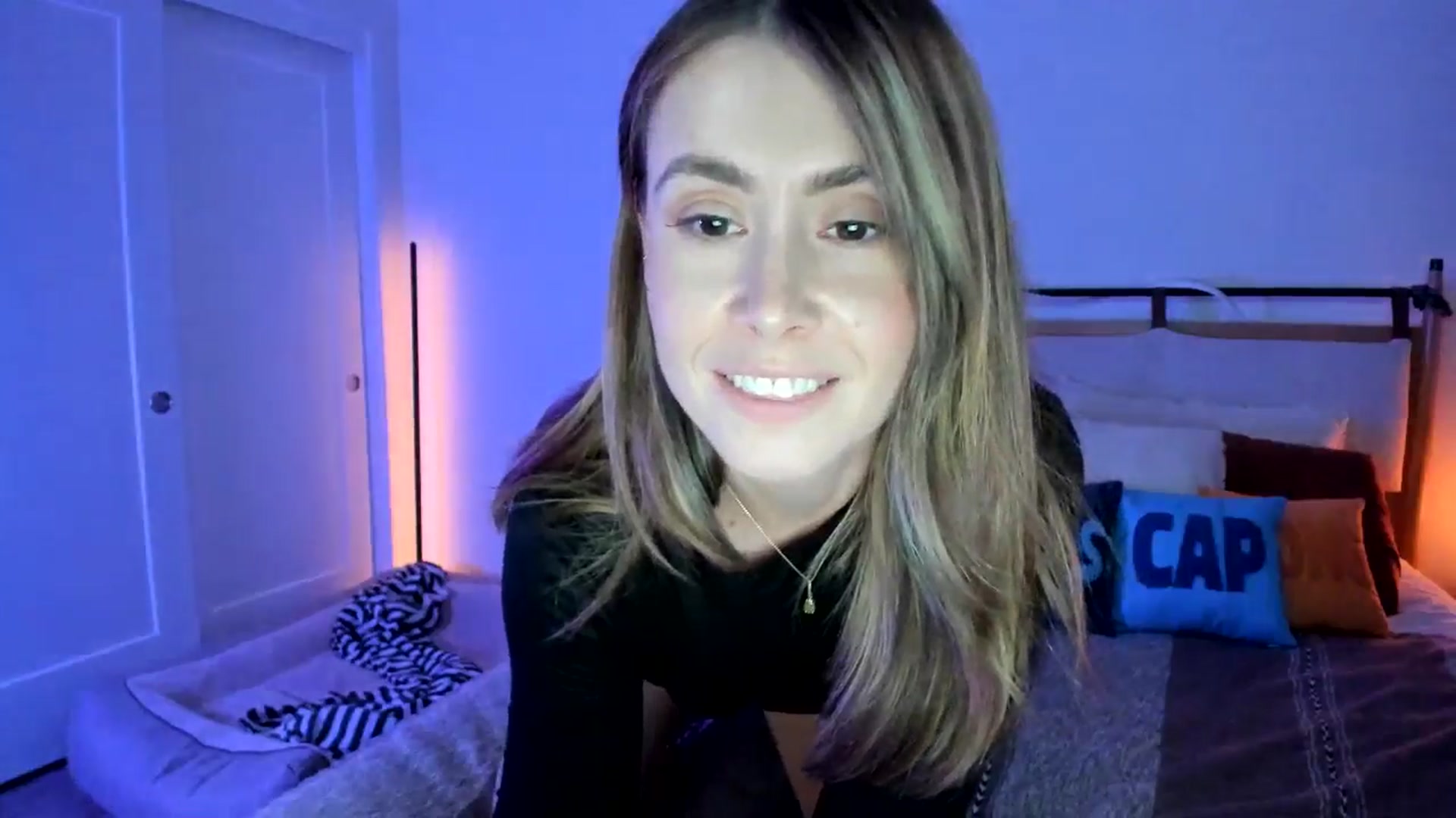 Gallery image thumbnail from ImperialKiss's myfreecams stream on, 07/14/2025, 06:18 image 18 of 20