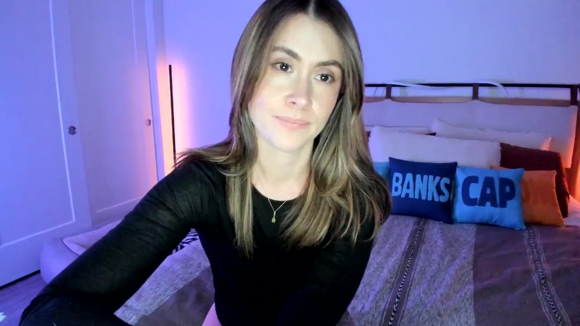 Gallery image thumbnail from ImperialKiss's myfreecams stream on, 07/14/2025, 06:18 image 5 of 20