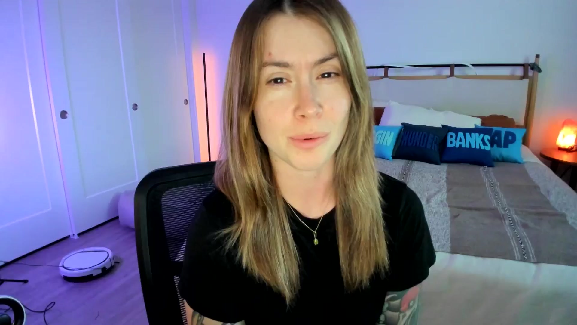 Gallery image thumbnail from ImperialKiss's myfreecams stream on, 07/15/2025, 05:34 image 1 of 20