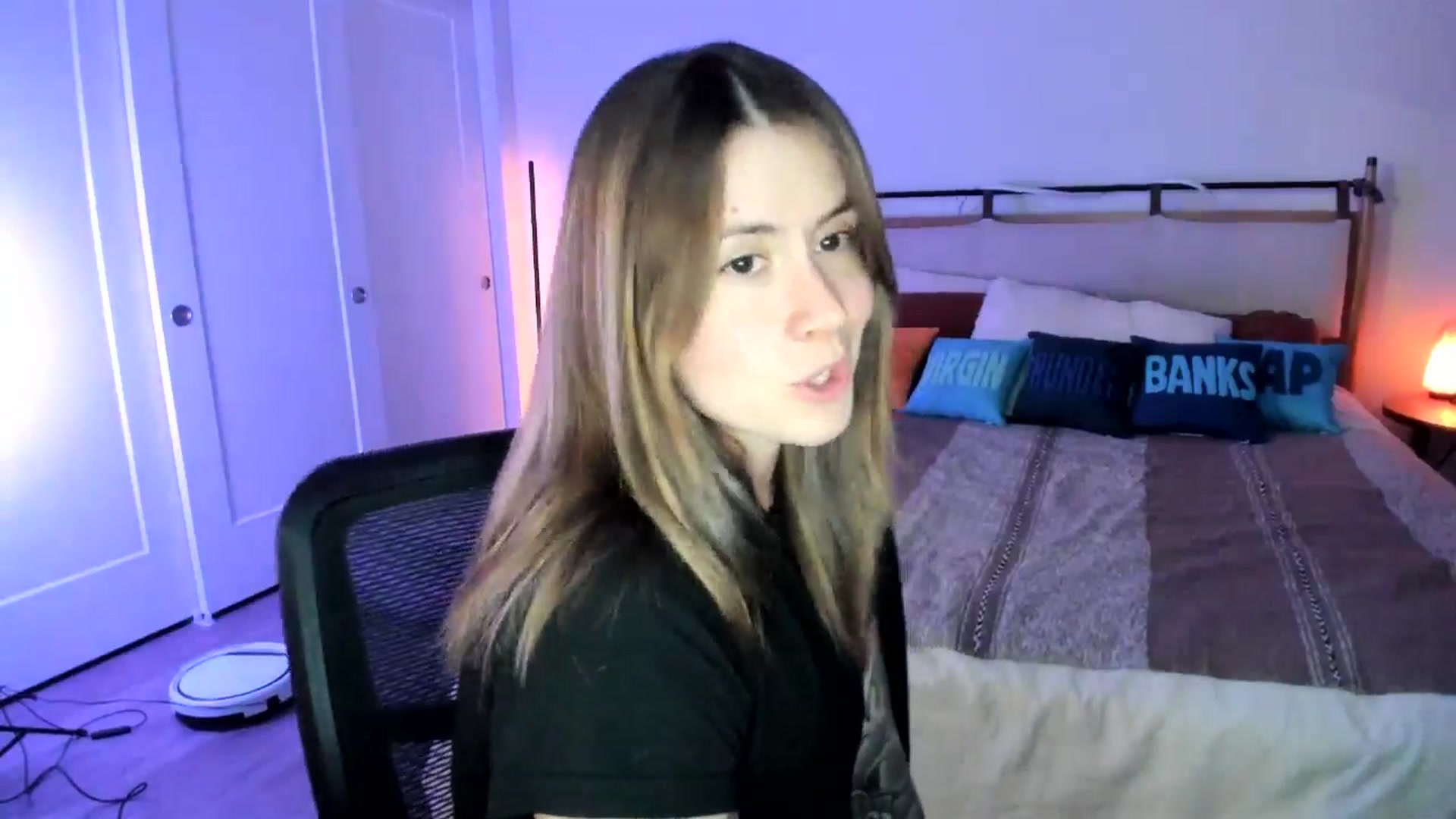Gallery image thumbnail from ImperialKiss's myfreecams stream on, 07/15/2025, 05:34 image 11 of 20