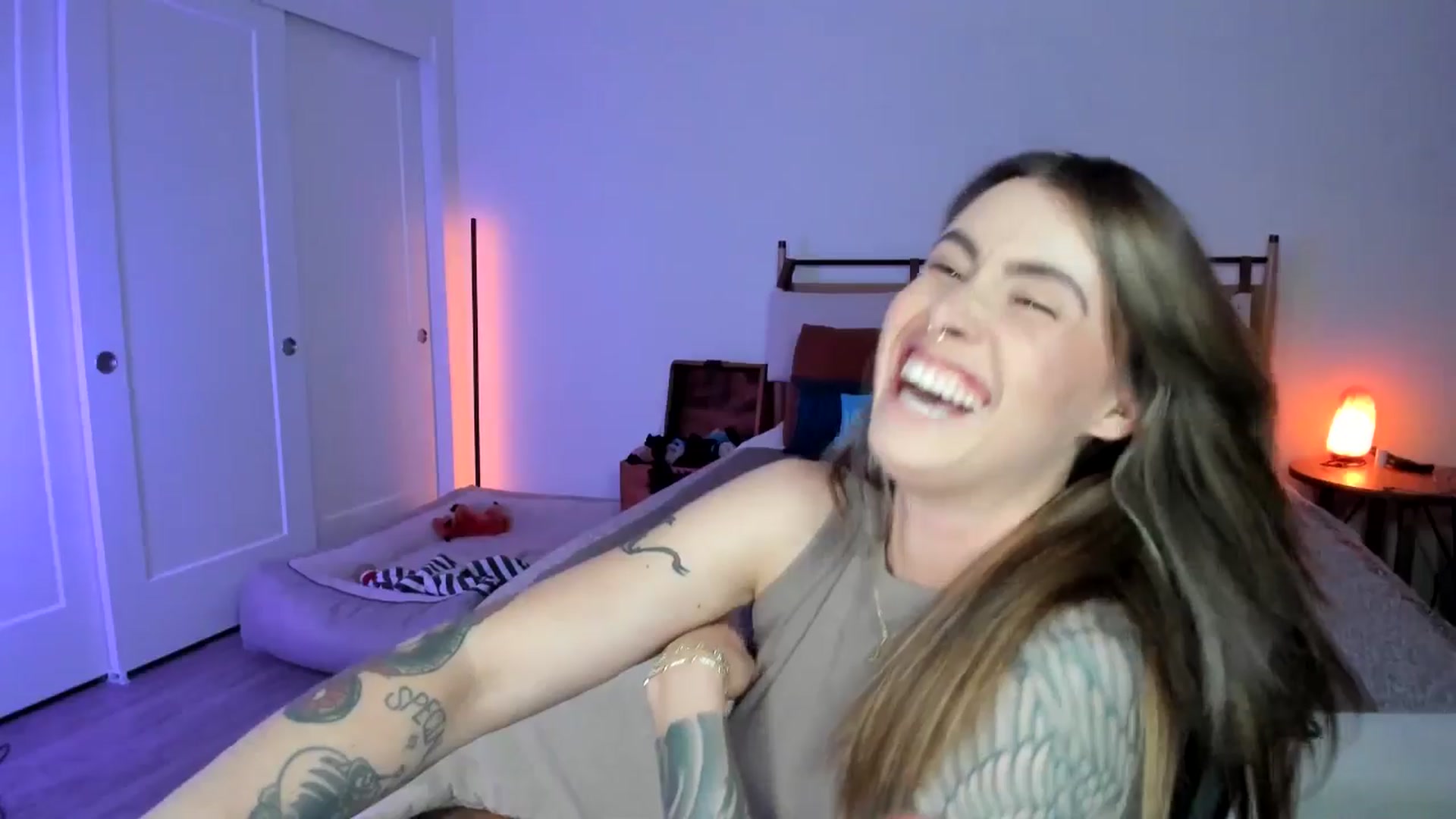 Gallery image thumbnail from ImperialKiss's myfreecams stream on, 07/22/2025, 07:08 image 10 of 20