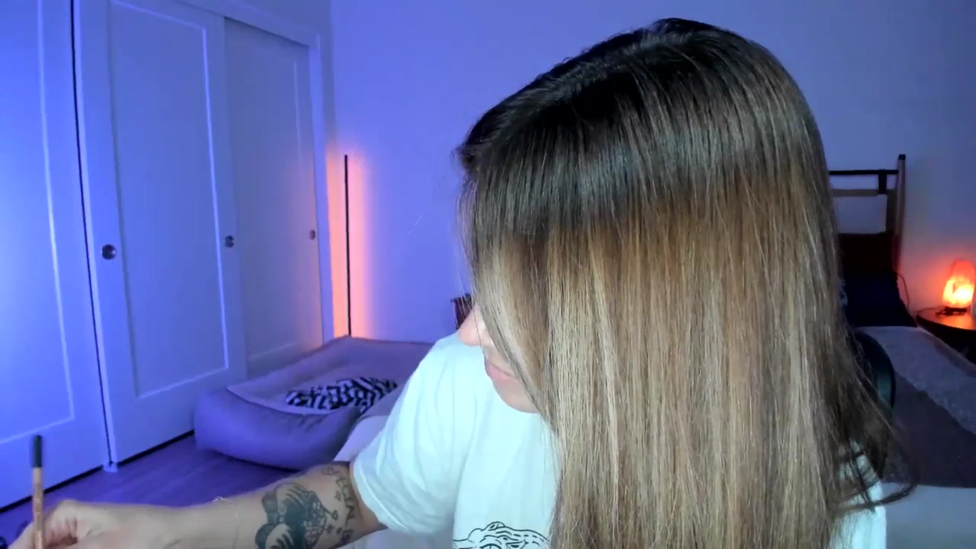 Gallery image thumbnail from ImperialKiss's myfreecams stream on, 07/23/2025, 04:46 image 15 of 20