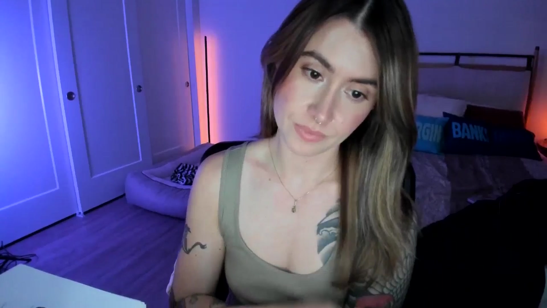 Gallery image thumbnail from ImperialKiss's myfreecams stream on, 07/25/2025, 05:49 image 14 of 20
