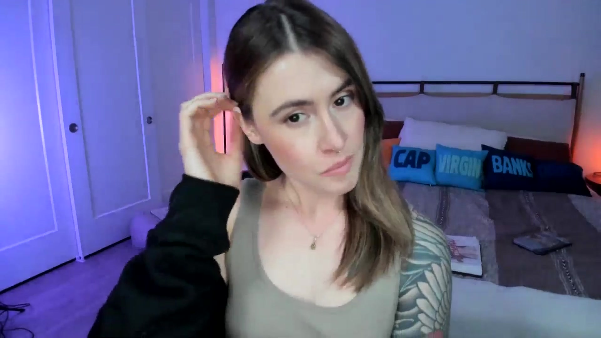 Gallery image thumbnail from ImperialKiss's myfreecams stream on, 07/25/2025, 05:49 image 8 of 20