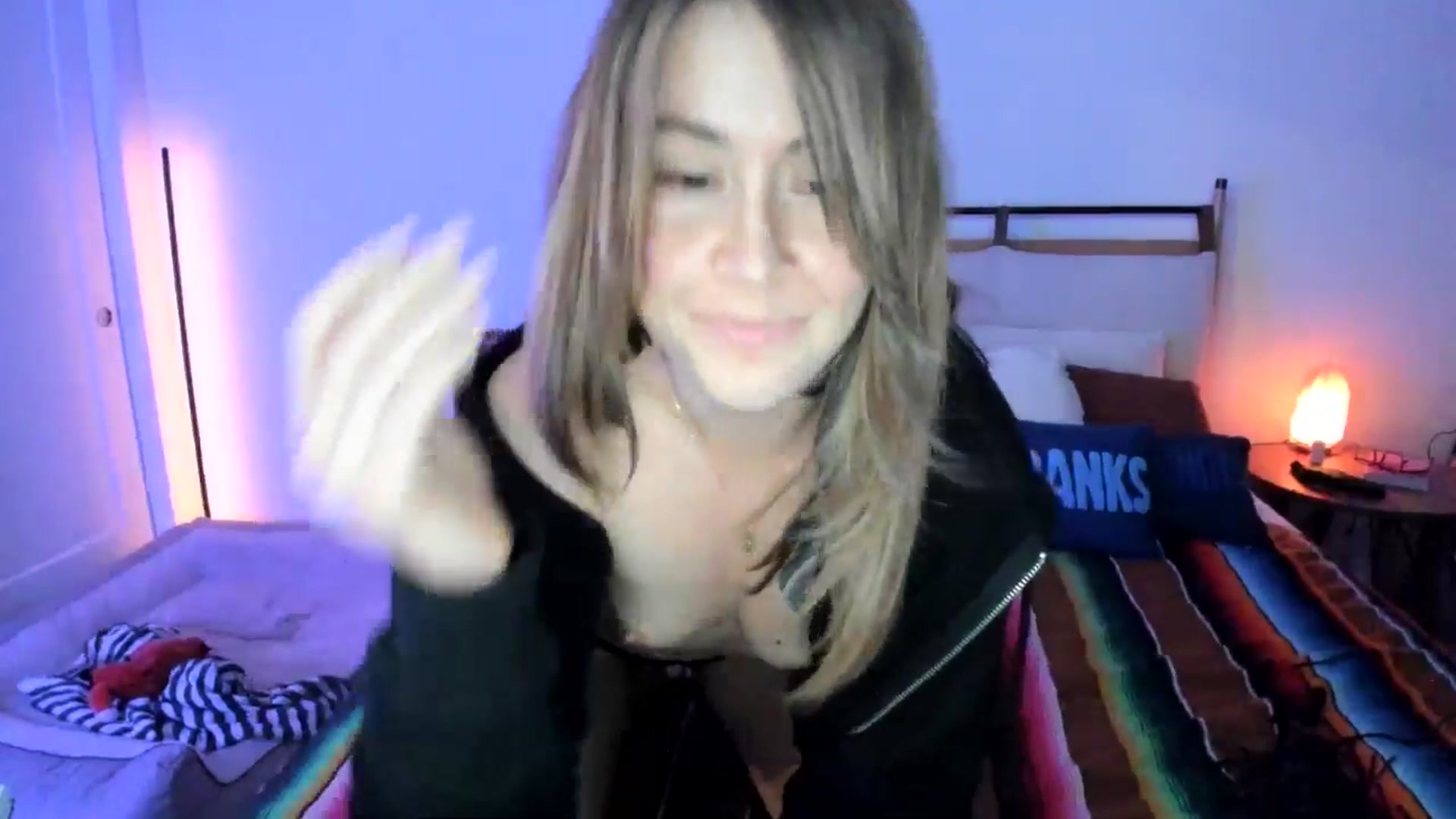 Gallery image thumbnail from ImperialKiss's myfreecams stream on, 07/27/2025, 06:17 image 15 of 20