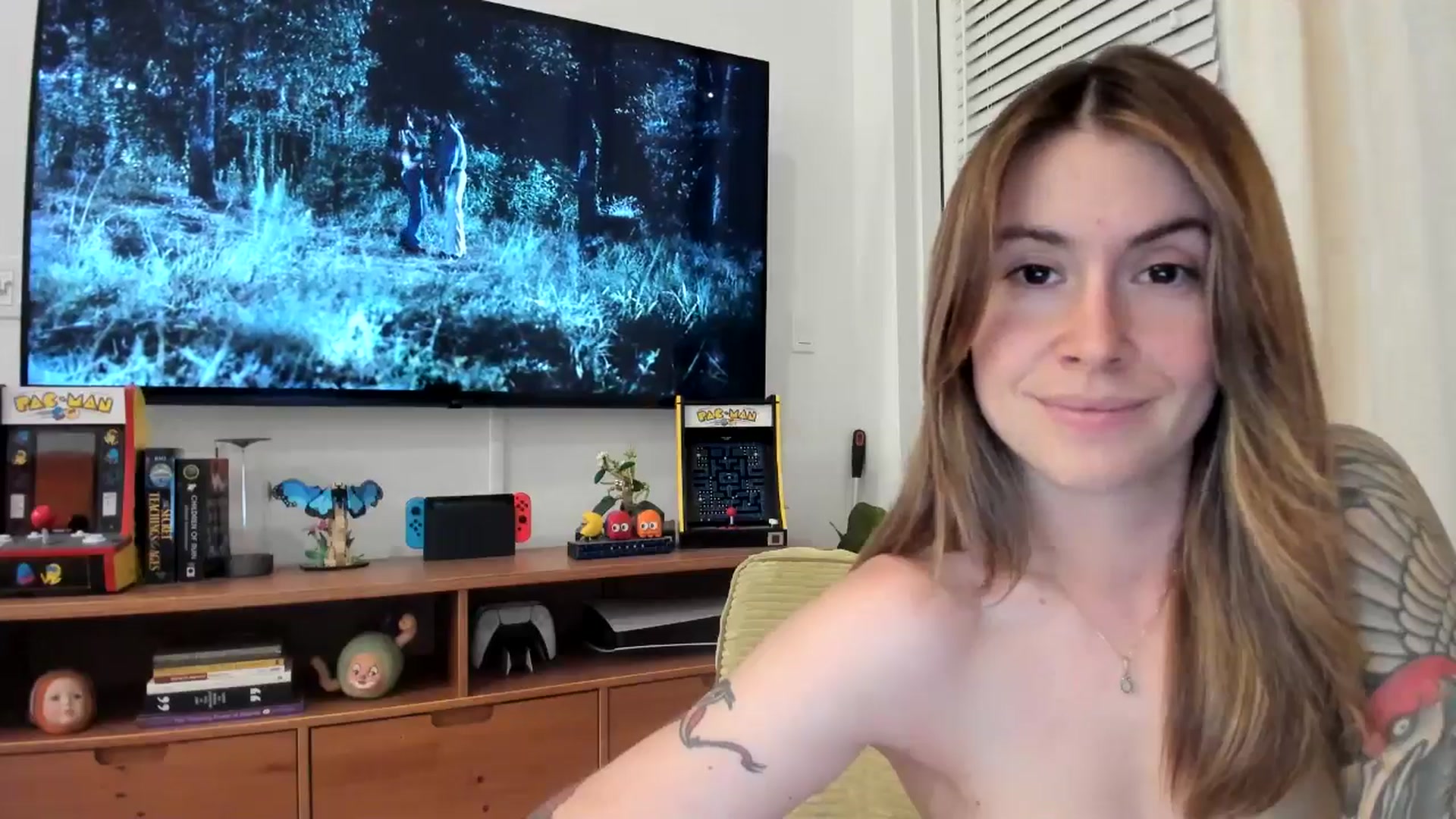 Gallery image thumbnail from ImperialKiss's myfreecams stream on, 08/01/2025, 05:52 image 17 of 20