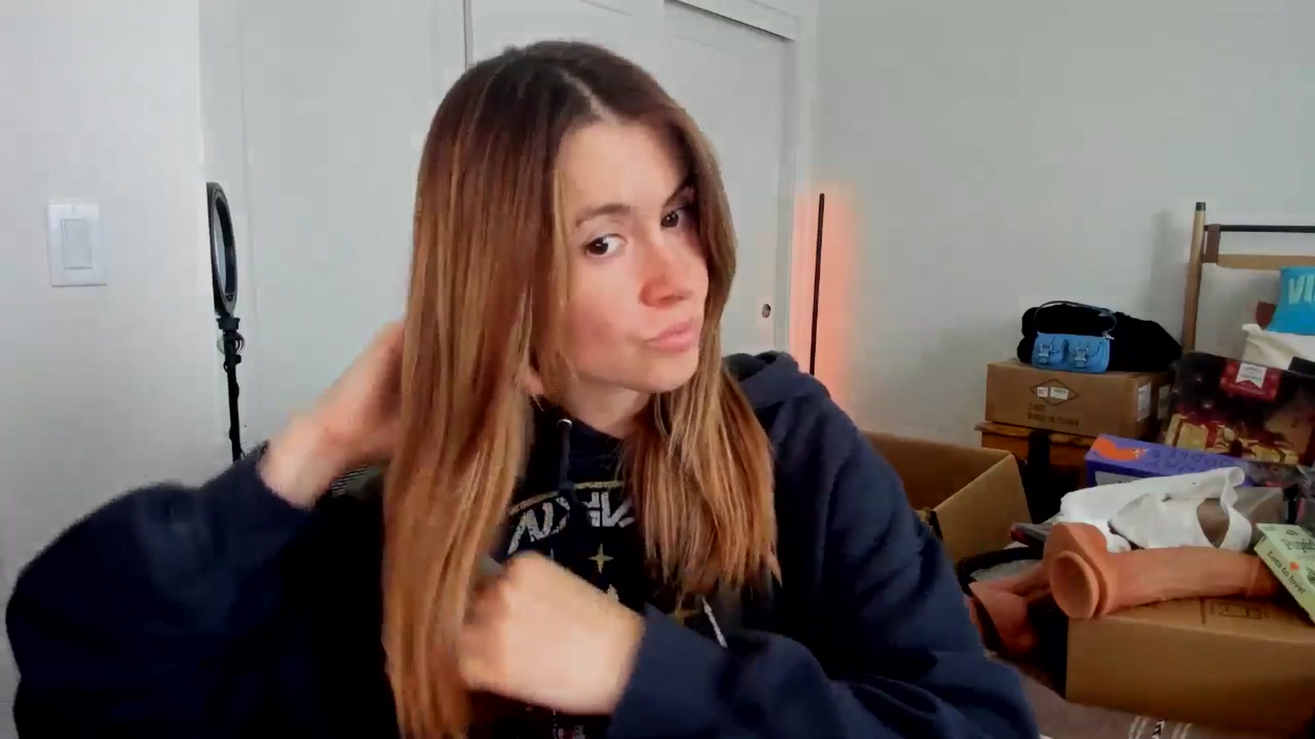 Gallery image thumbnail from ImperialKiss's myfreecams stream on, 09/29/2025, 24:06 image 3 of 20