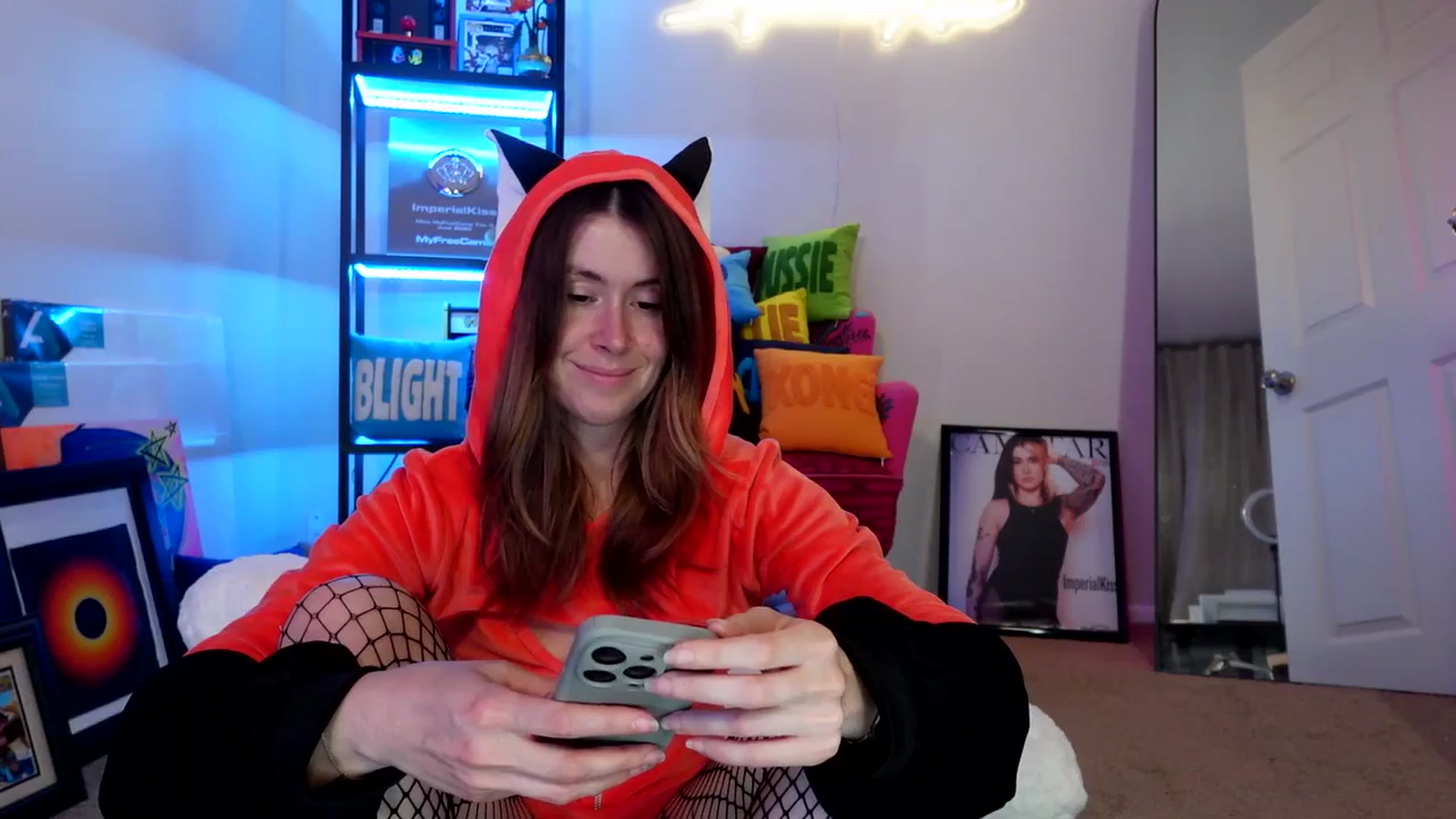 Gallery image thumbnail from ImperialKiss's myfreecams stream on, 04/09/2026, 06:29 image 16 of 20