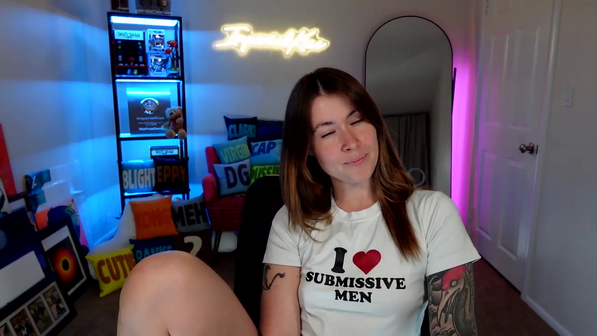 Gallery image thumbnail from ImperialKiss's myfreecams stream on, 04/10/2026, 06:29 image 8 of 20