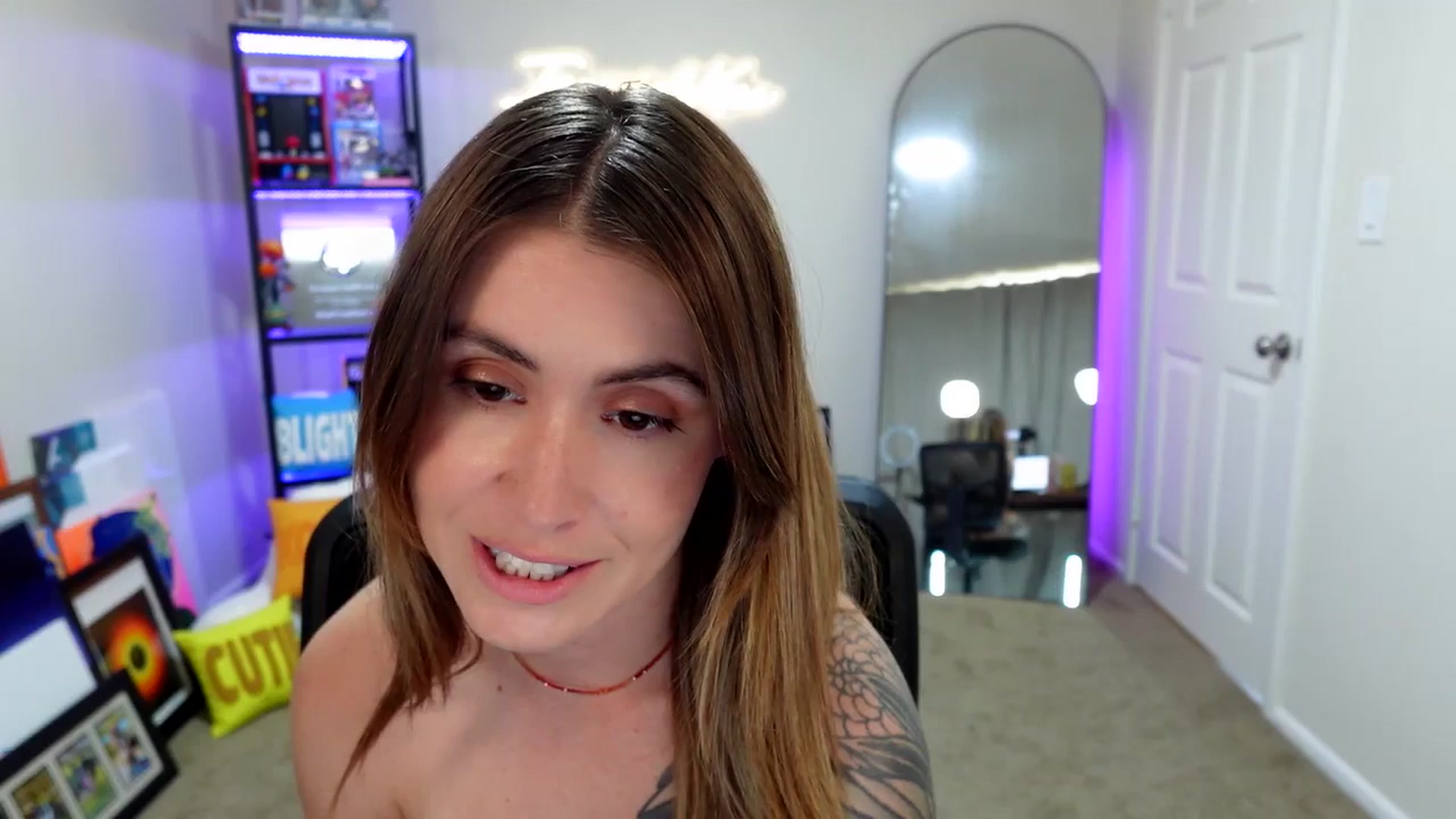 Gallery image thumbnail from ImperialKiss's myfreecams stream on, 05/02/2026, 02:04 image 1 of 20
