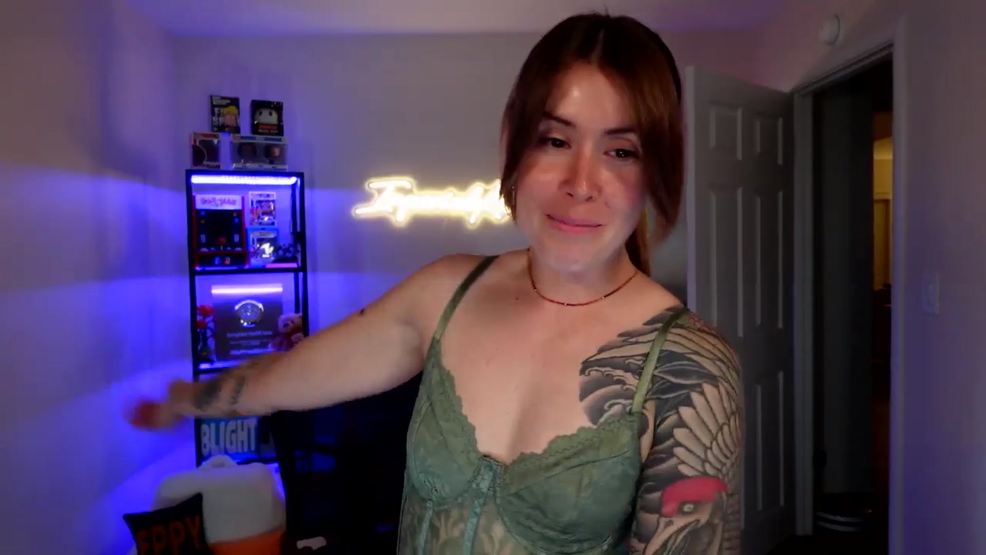 Gallery image thumbnail from ImperialKiss's myfreecams stream on, 05/07/2026, 05:15 image 10 of 20