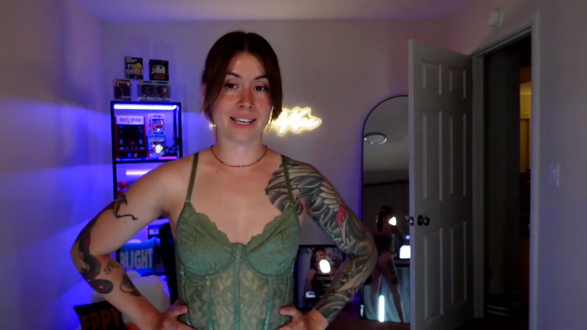 Gallery image thumbnail from ImperialKiss's myfreecams stream on, 05/07/2026, 05:15 image 9 of 20