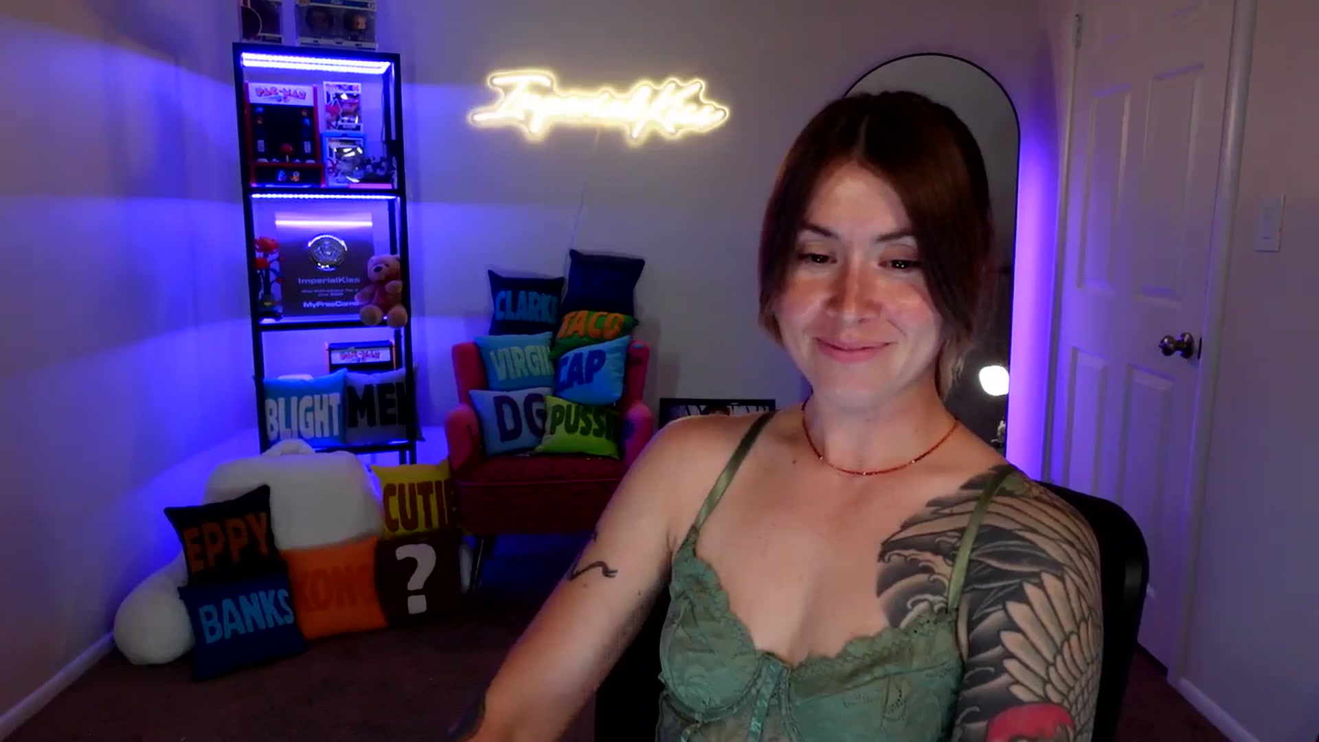 Gallery image thumbnail from ImperialKiss's myfreecams stream on, 05/07/2026, 05:15 image 2 of 20