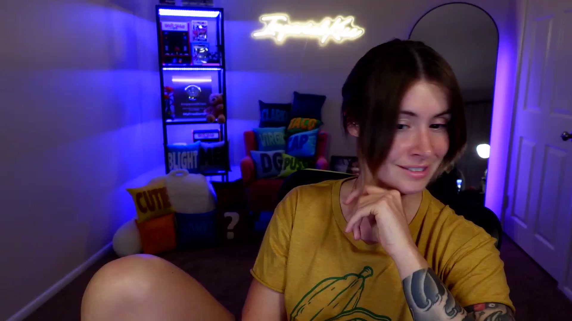 Gallery image thumbnail from ImperialKiss's myfreecams stream on, 05/08/2026, 05:58 image 1 of 20